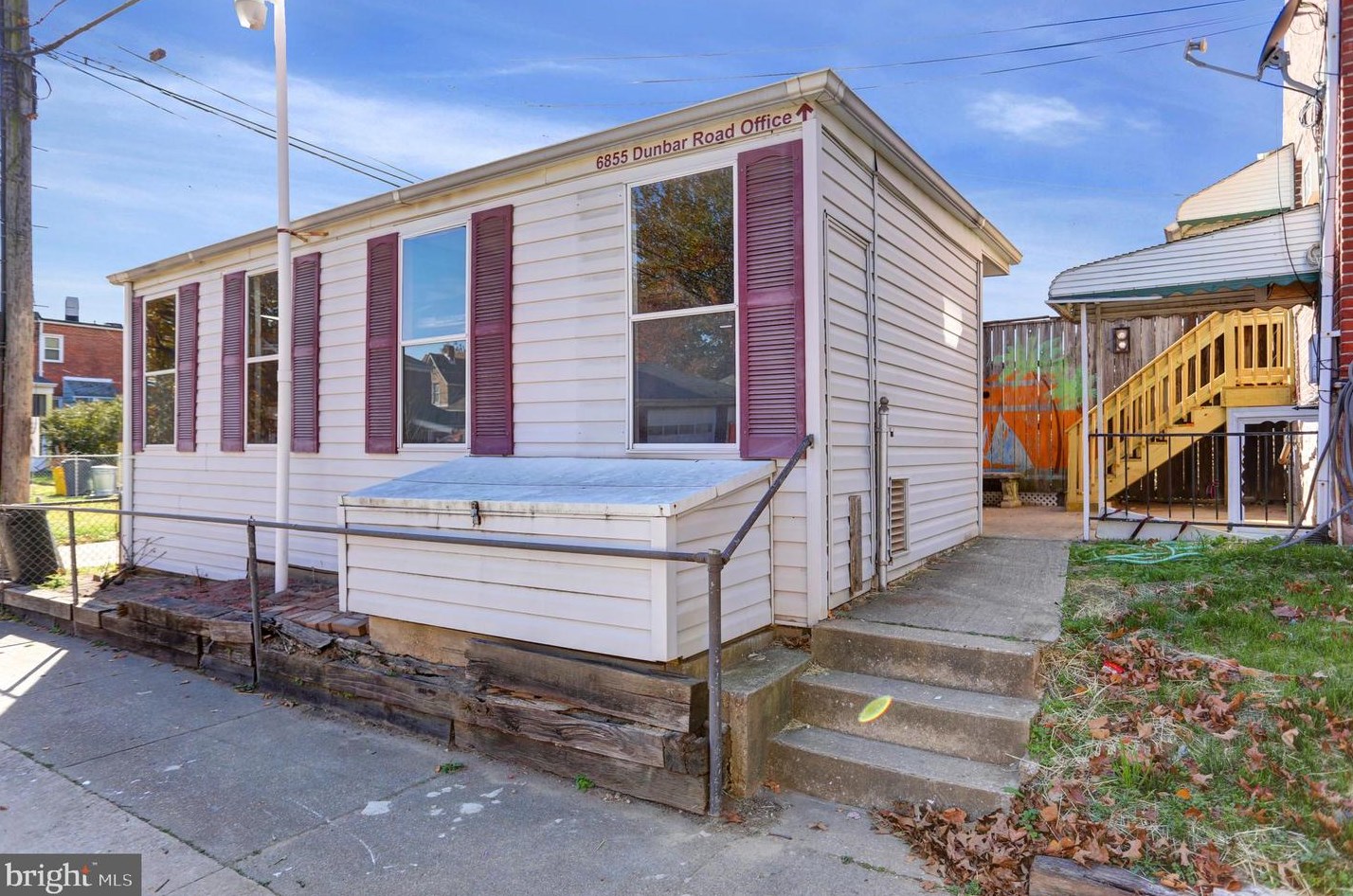 6855 Dunbar Rd, Baltimore MD 21222-5908 exterior