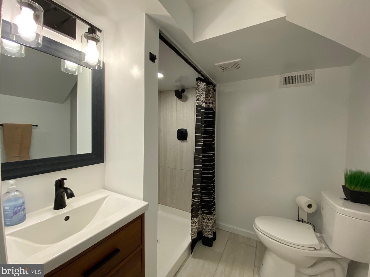 8902 Middlebrook Ct, Mcdonogh Run MD  21133-4146 exterior