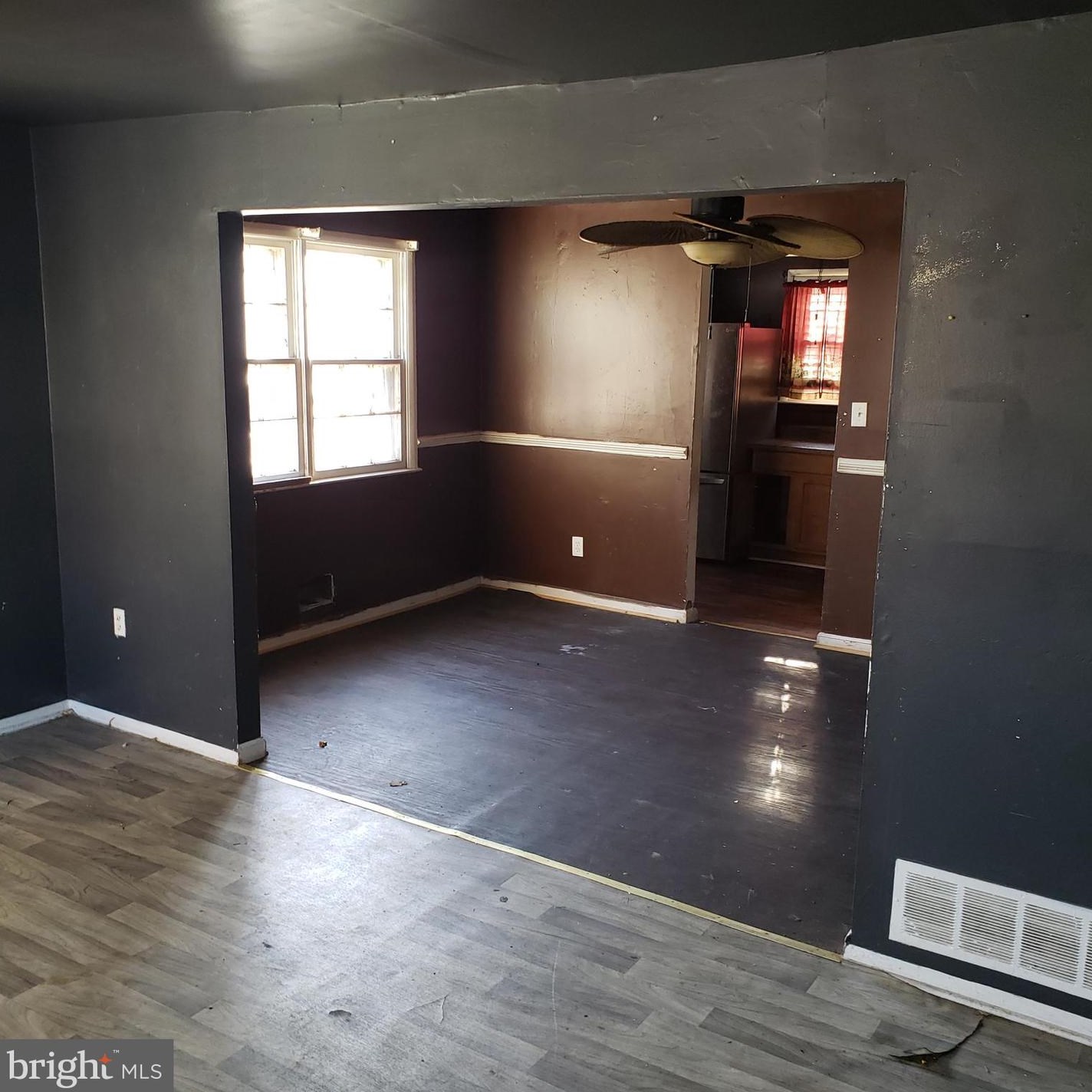 5702 Van Dyke Rd, Baltimore, MD 21206-2938