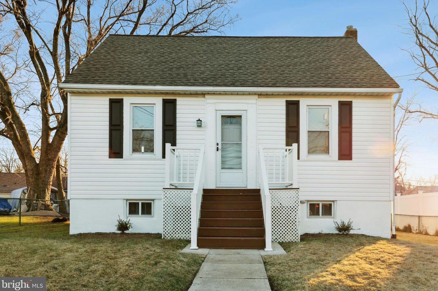 2207 Smith Ave, Baltimore, MD 21227-1828