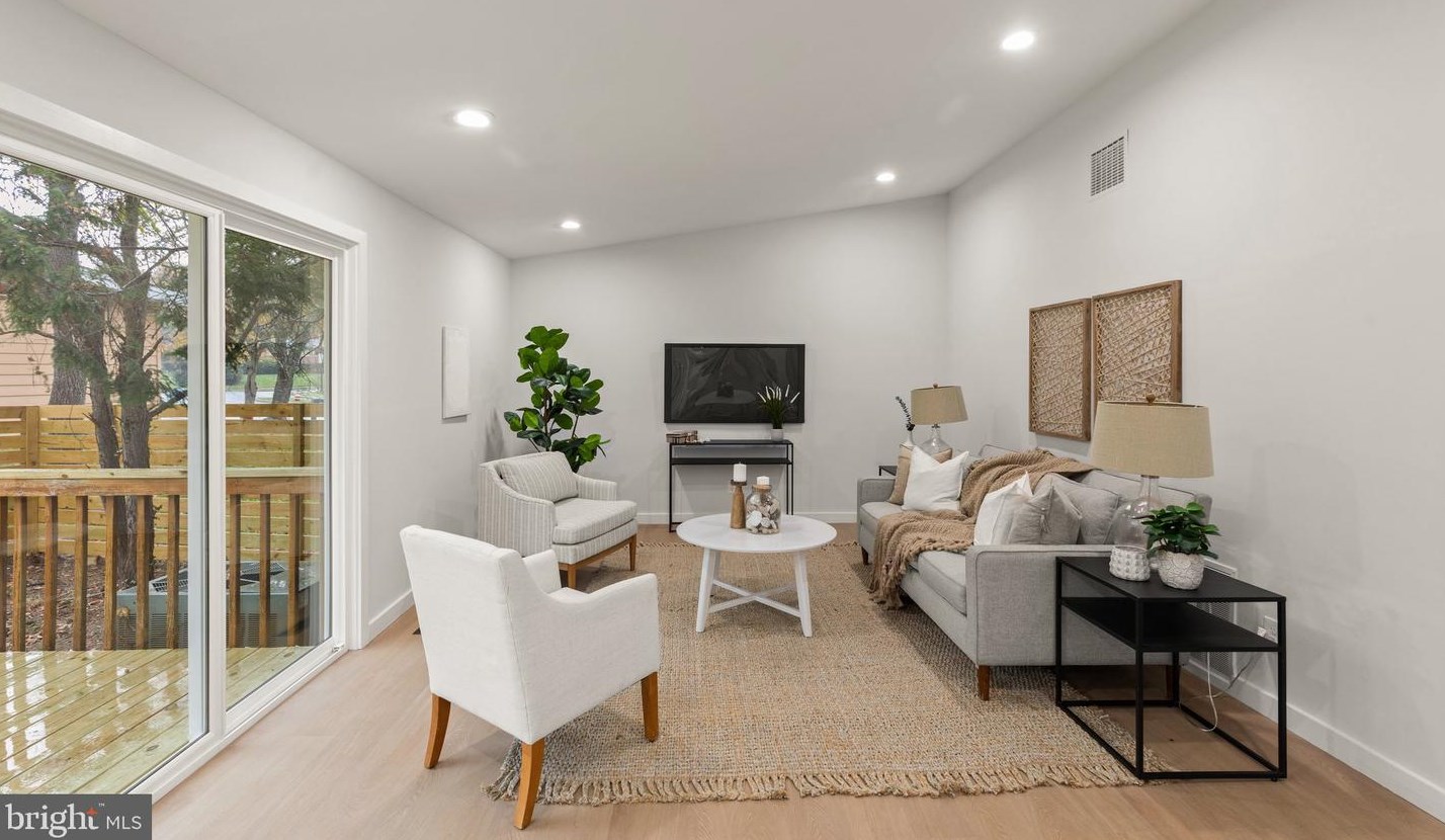 4721 Maryknoll Rd, Baltimore MD 21208-2221 exterior