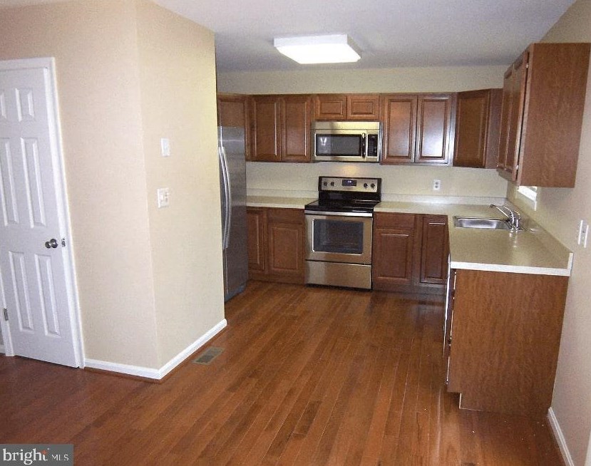 16 Clearlake, Baltimore, MD 21234