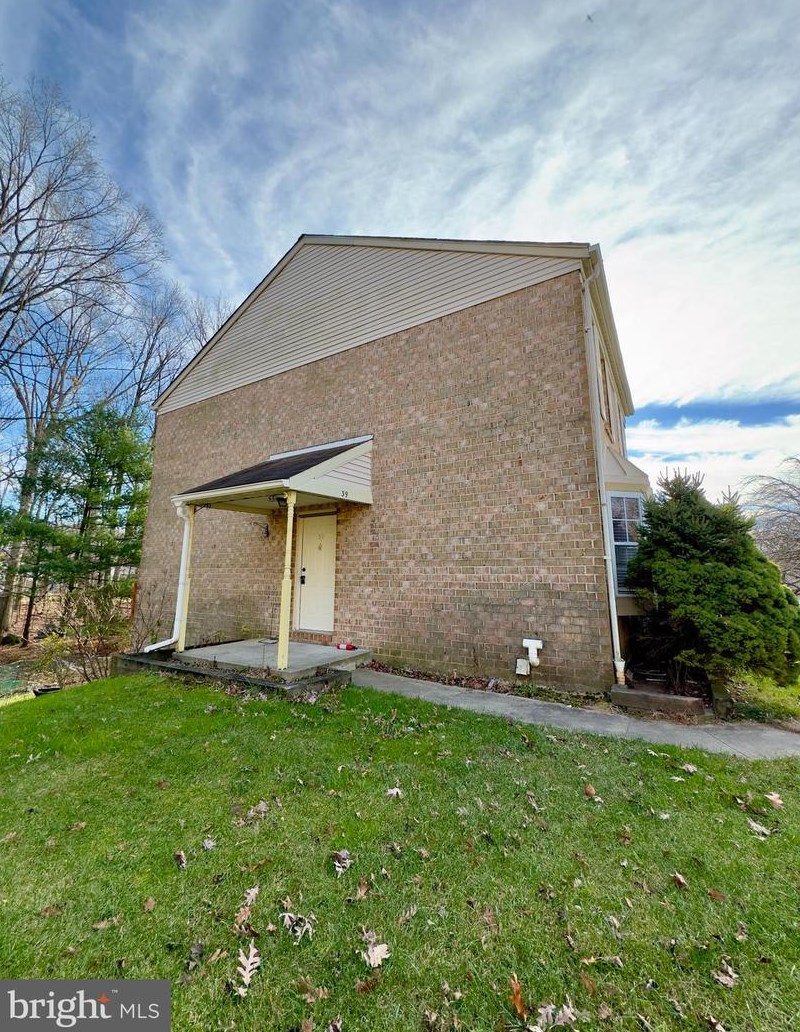 39 Six Notches Ct, Baltimore, MD 21228