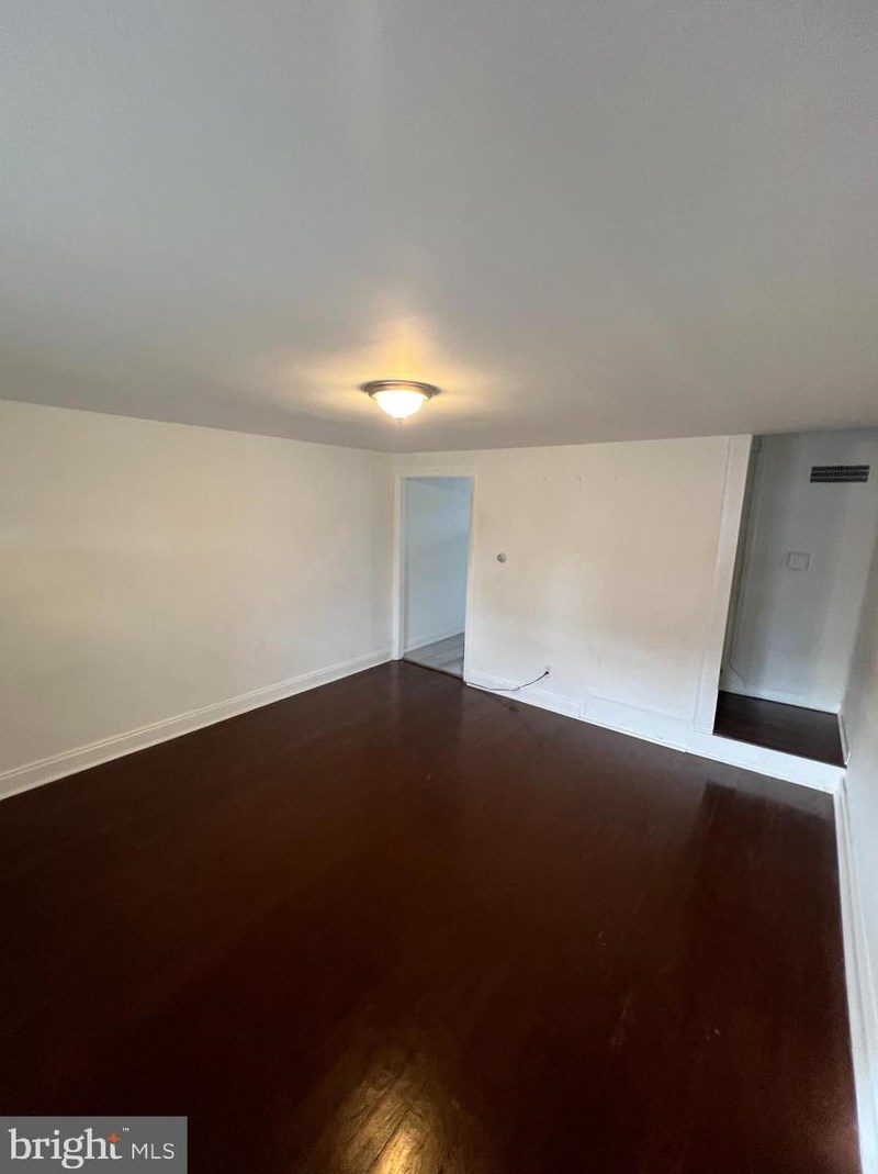 114 Carver Rd, Baltimore MD  21222-6201 exterior