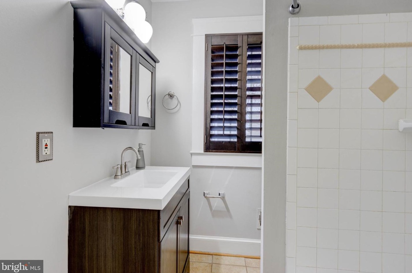 5633 Oregon Ave, Baltimore MD 21227-3930 exterior