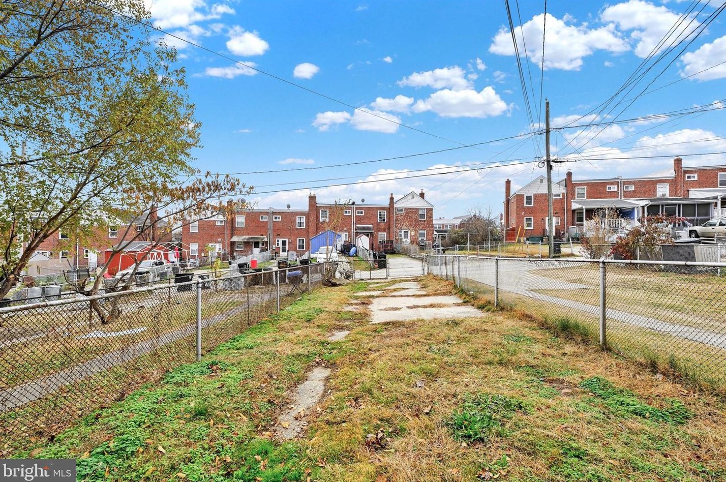 938 Elton Ave, Baltimore MD  21224-3320 exterior
