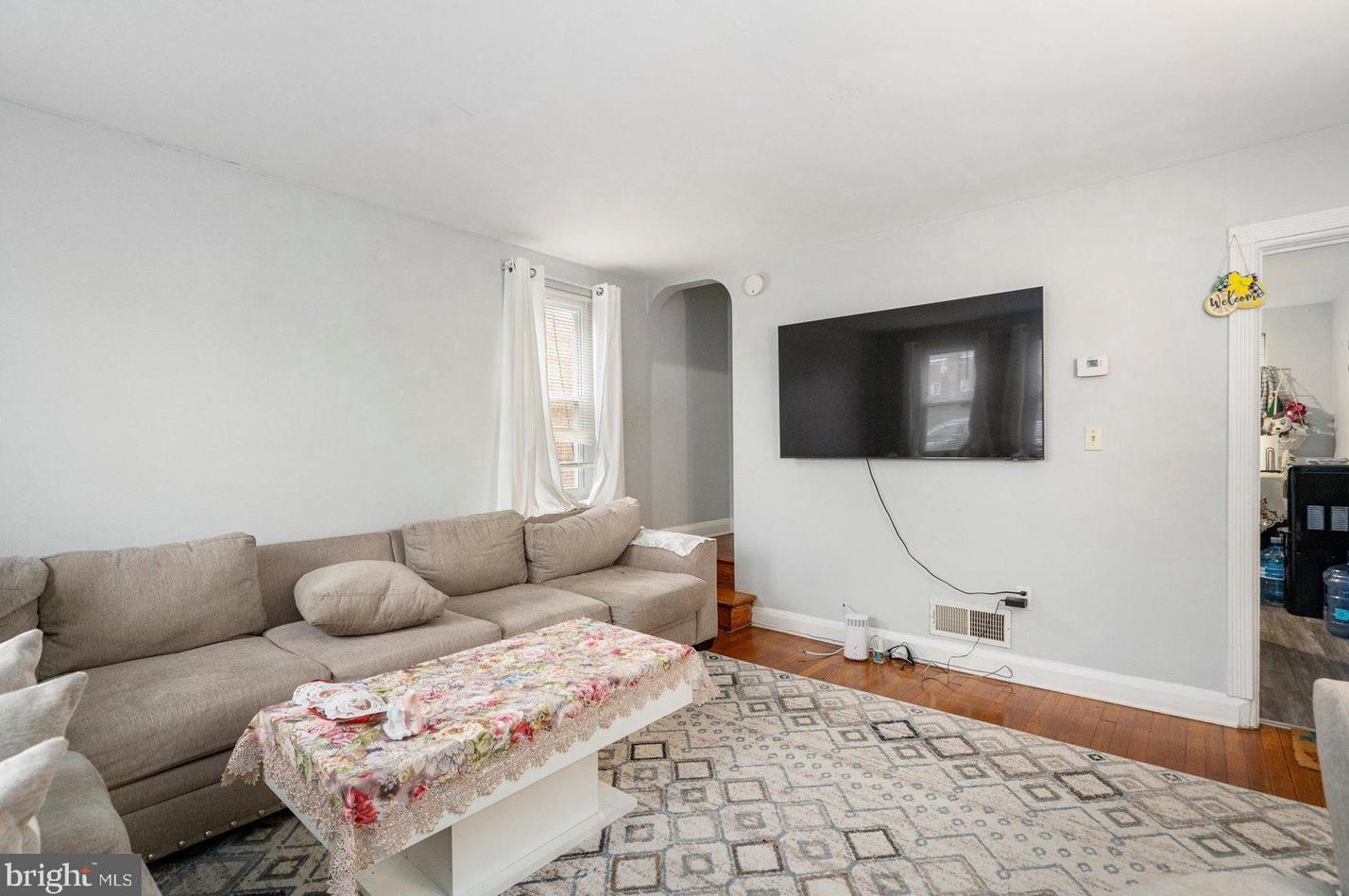 8607 Pleasant Plains Rd, Baltimore MD  21286-2352 exterior