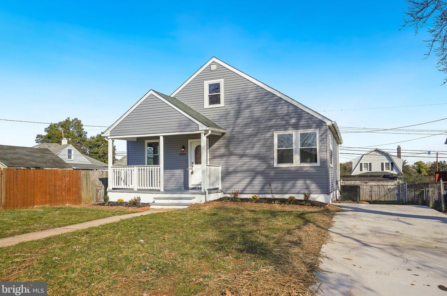 4204 Thorncliff Rd, Baltimore, MD 21236-4013