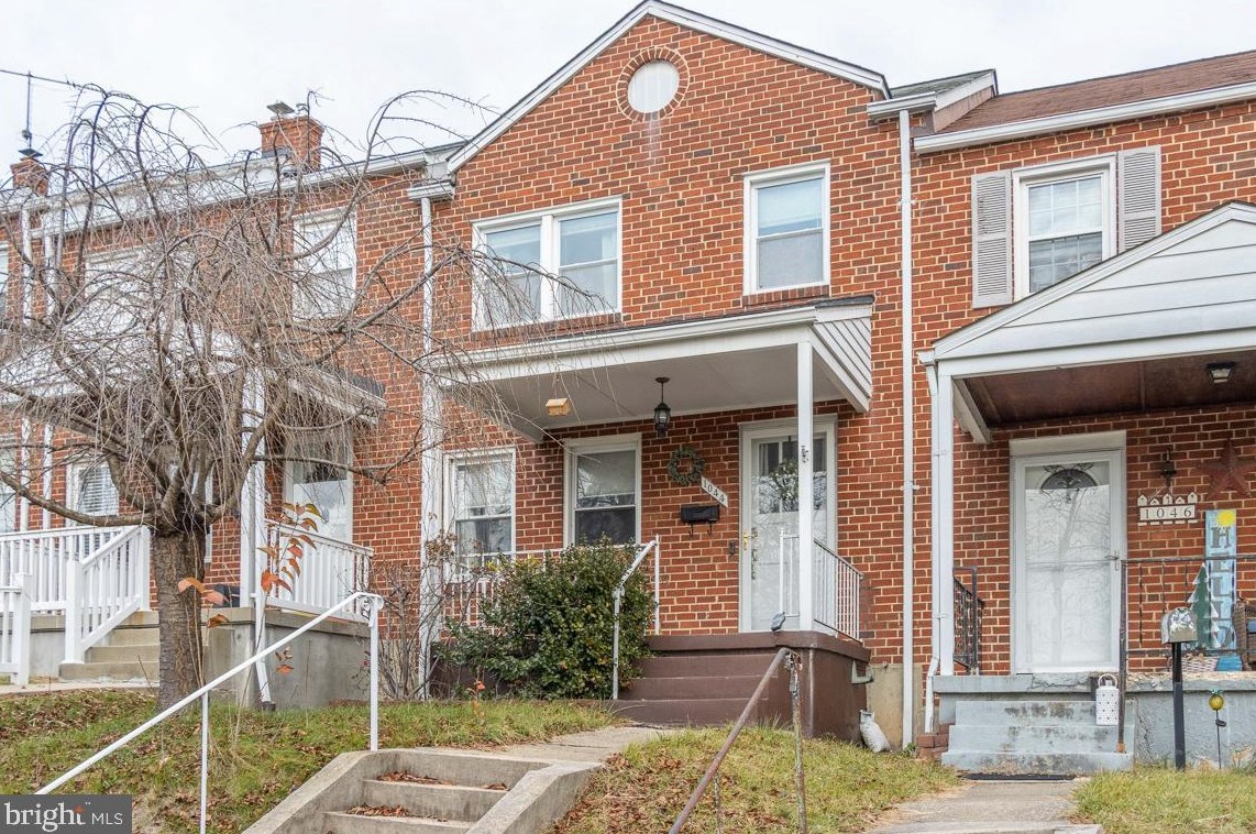 1044 Downton Rd, Baltimore, MD 21227-3944