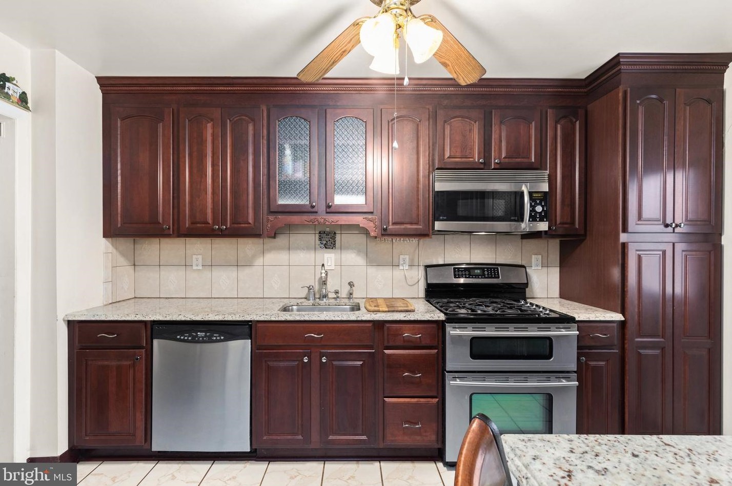 5713 Van Dyke Rd, Baltimore, MD 21206-2939