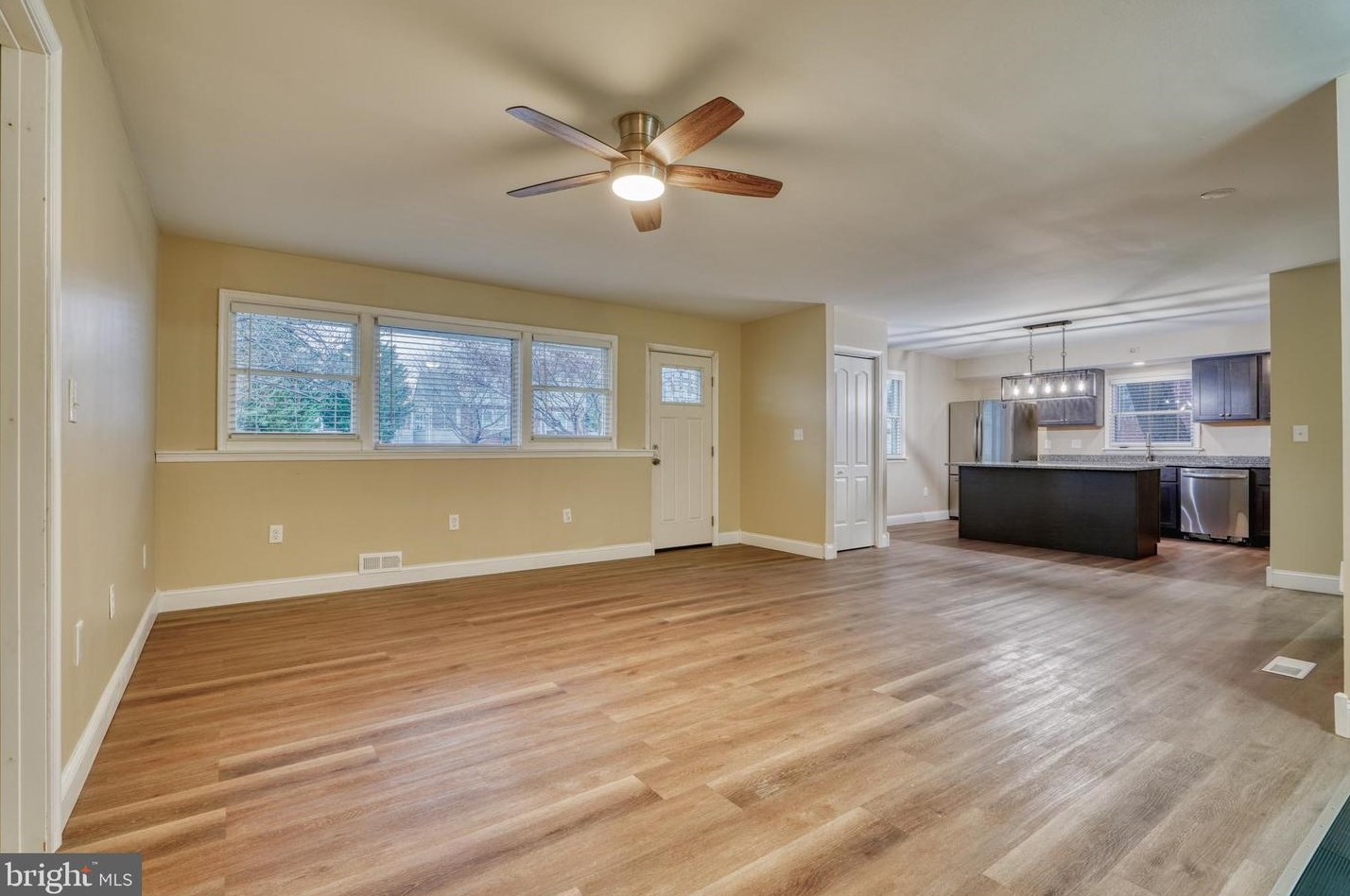 1737 Manor Rd, Baltimore MD  21222-2050 exterior