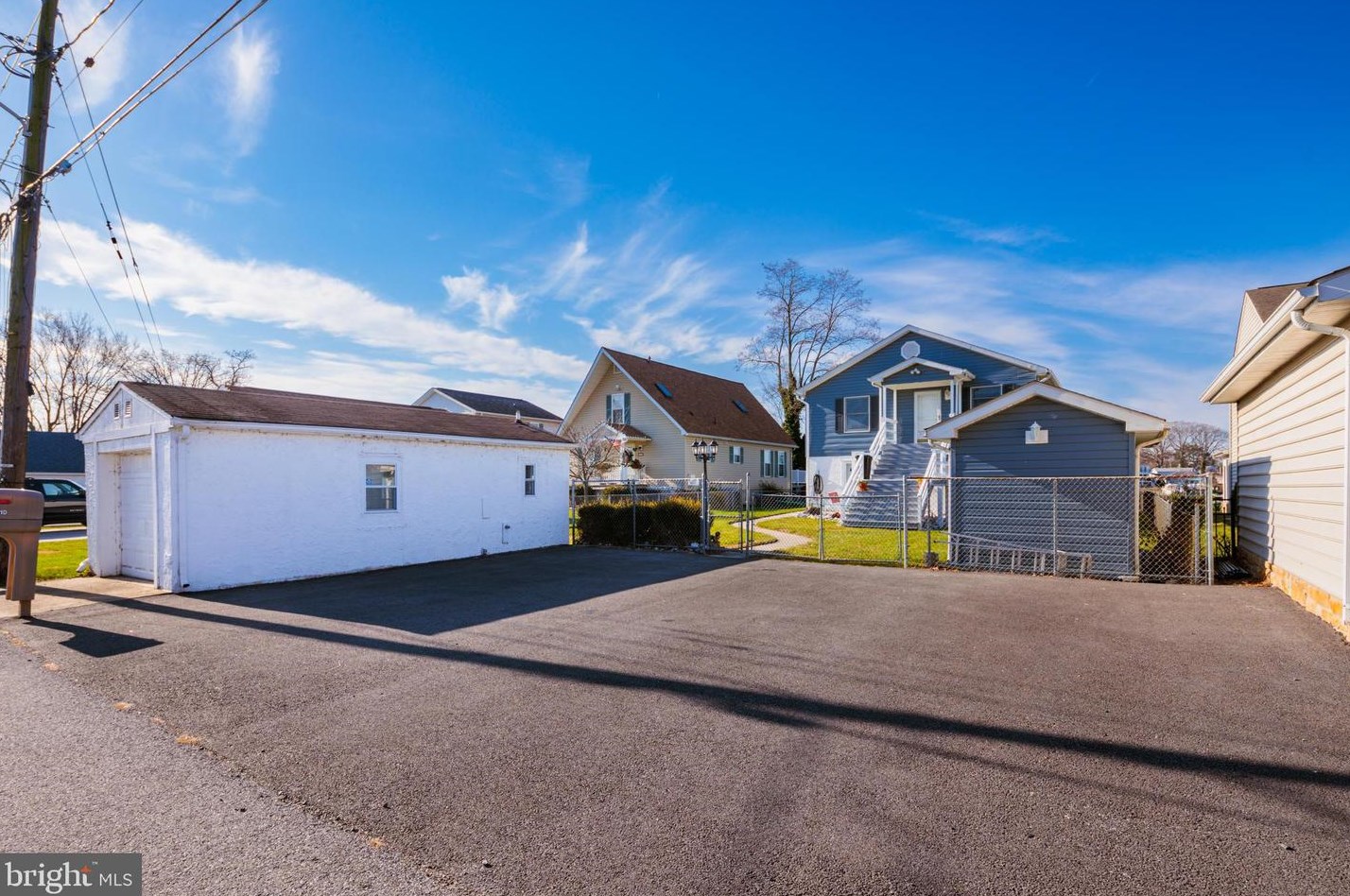 7410 Old Battle Grove Rd, Baltimore MD  21222-3503 exterior