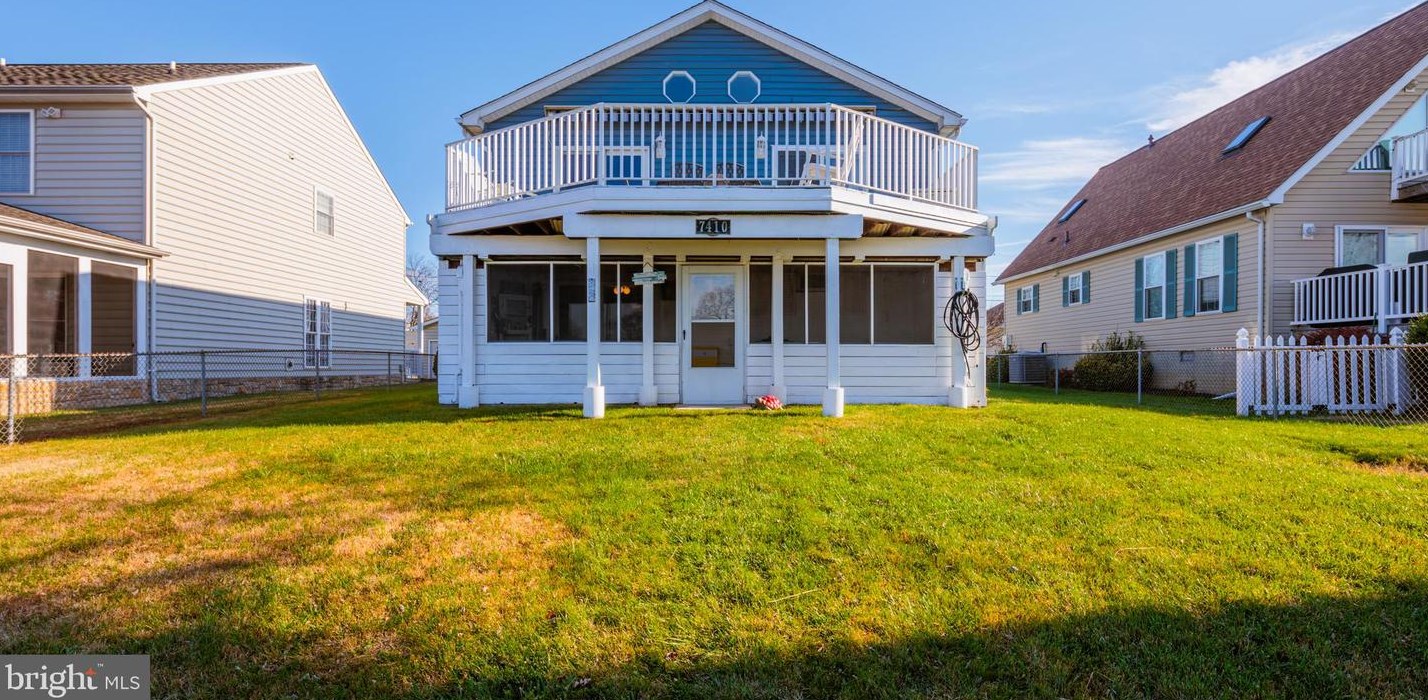 7410 Old Battle Grove Rd, Baltimore MD  21222-3503 exterior