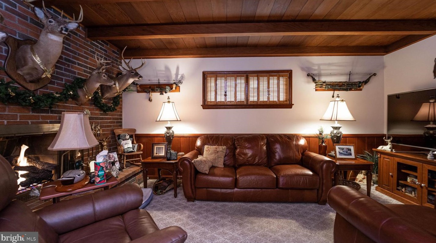 921 Virginia Ave, Baltimore MD  21221-5032 exterior