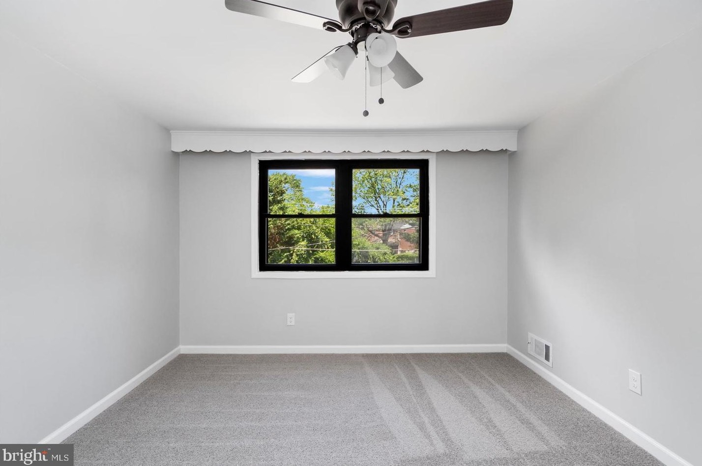 1110 Middleborough Rd, Baltimore MD  21221-5916 exterior