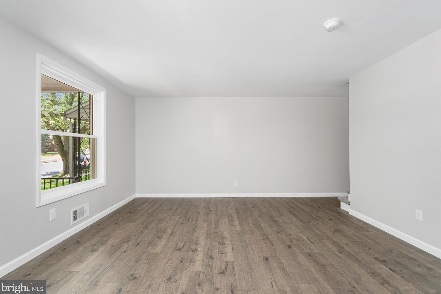 1110 Middleborough Rd, Baltimore MD  21221-5916 exterior