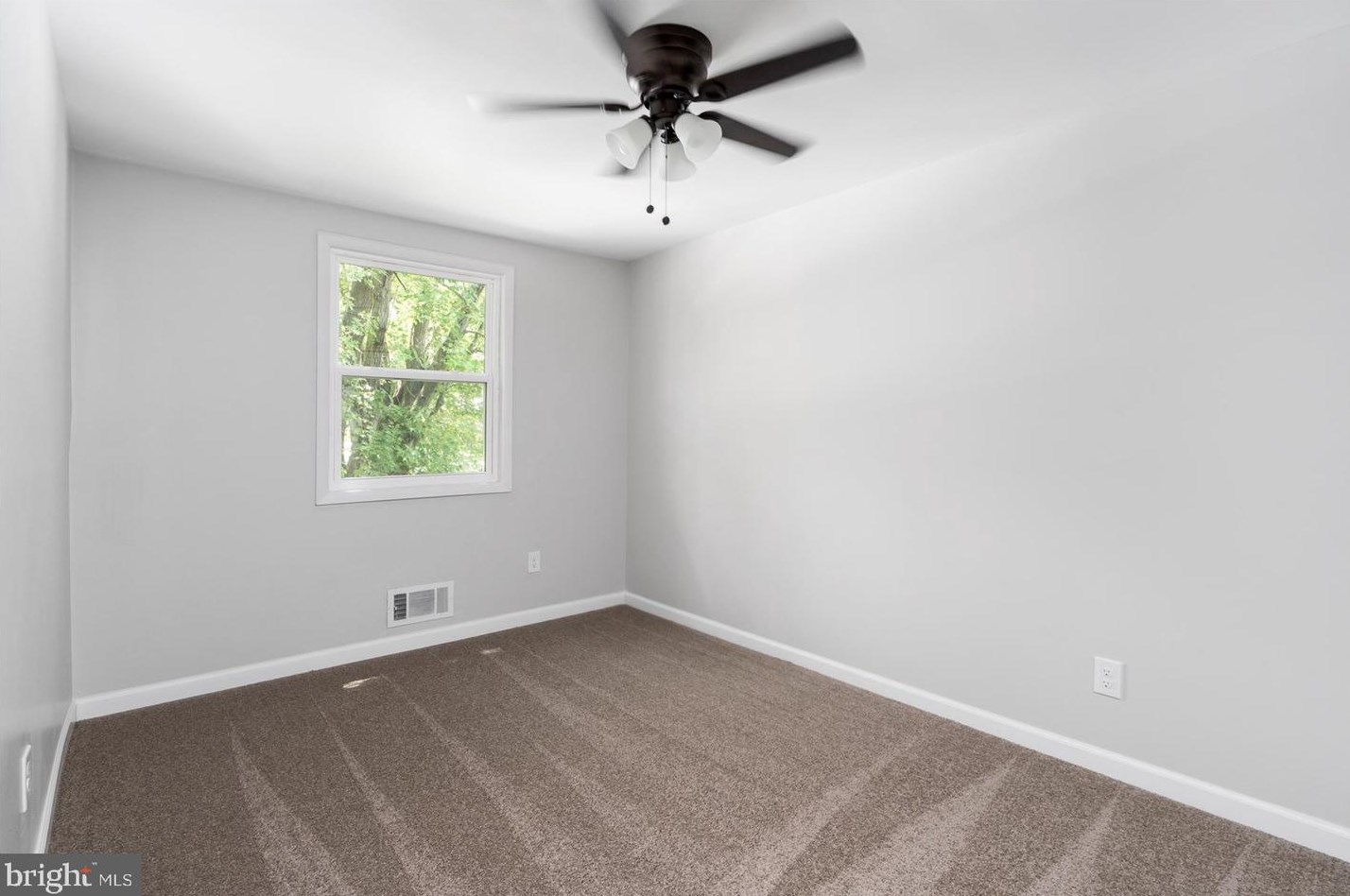 1110 Middleborough Rd, Baltimore MD  21221-5916 exterior