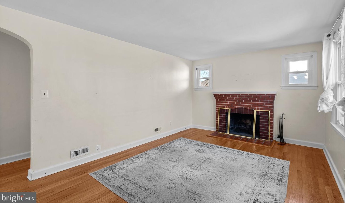 1806 Mayfield Ave, Baltimore, MD 21227-4415