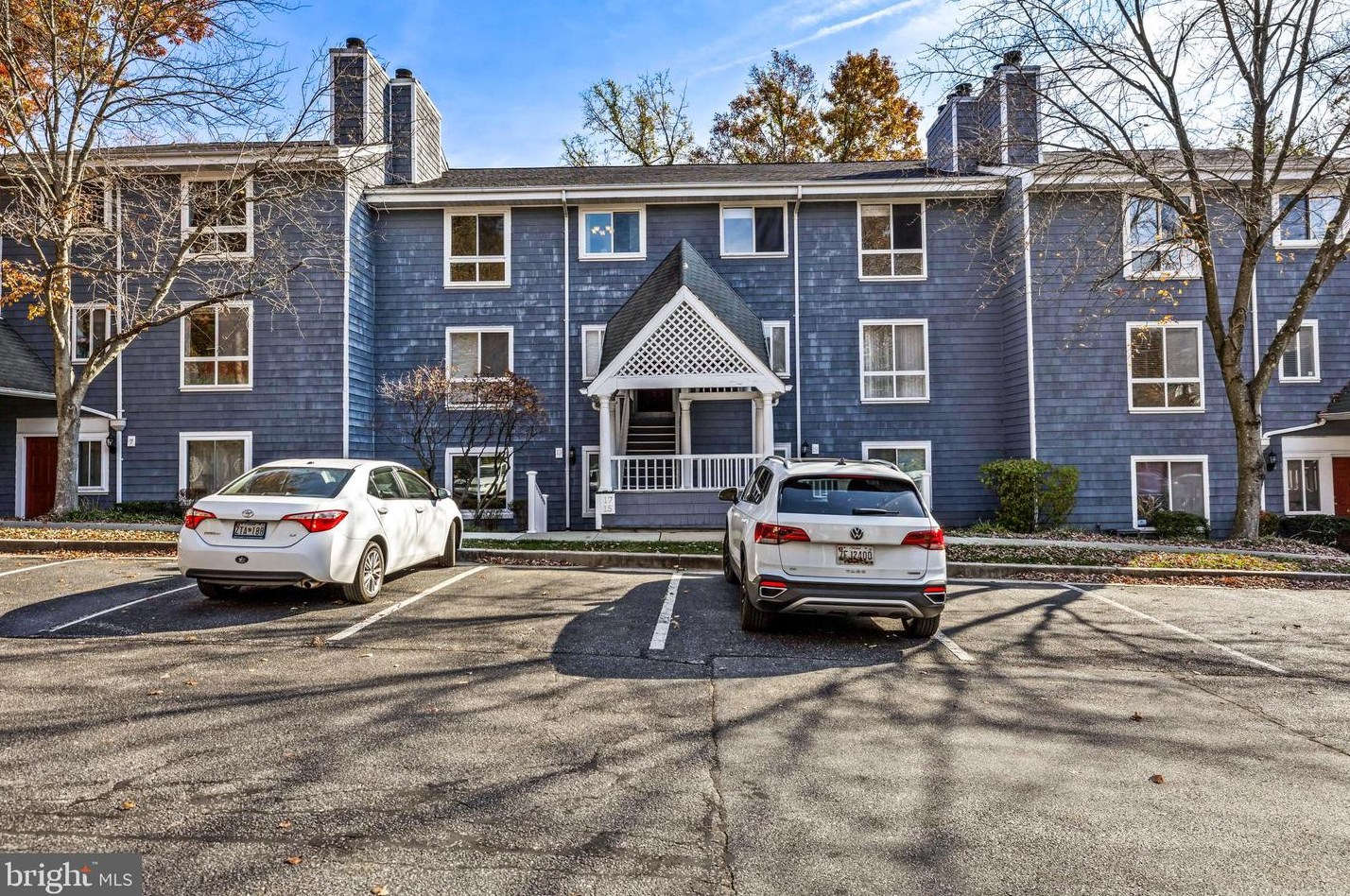 21 Greenwich Pl, Baltimore, MD 21208-3742