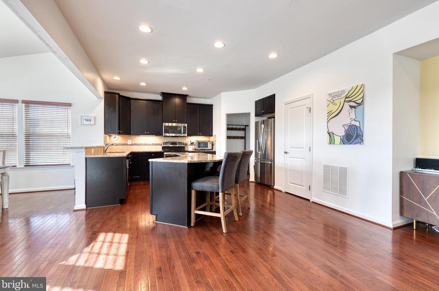 7736 Inwood Ave, Baltimore MD  21228-1030 exterior