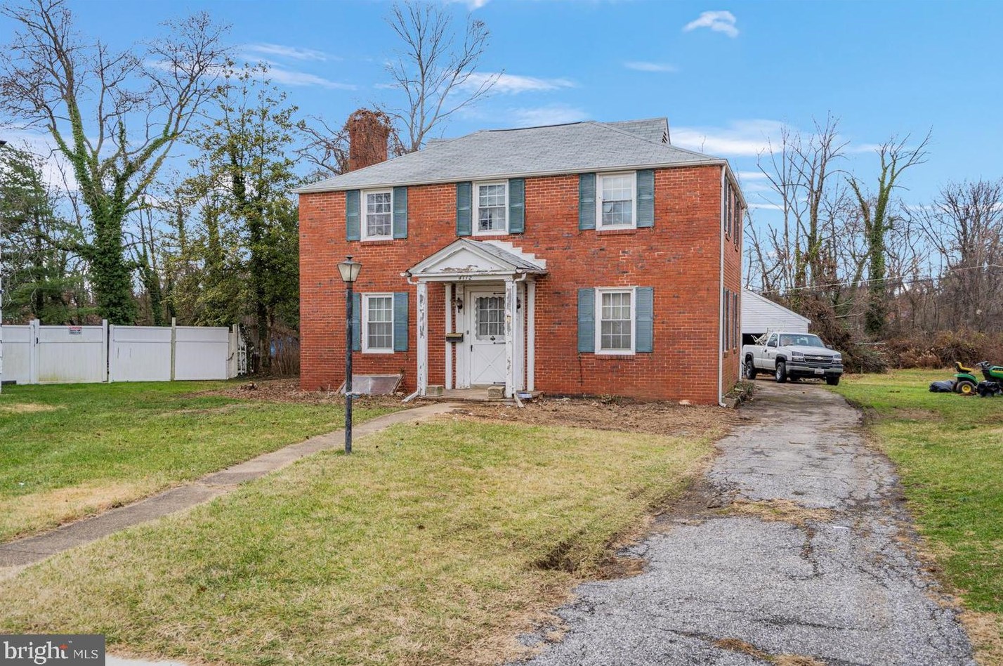 4112 Colby Rd, Baltimore, MD 21208-5305