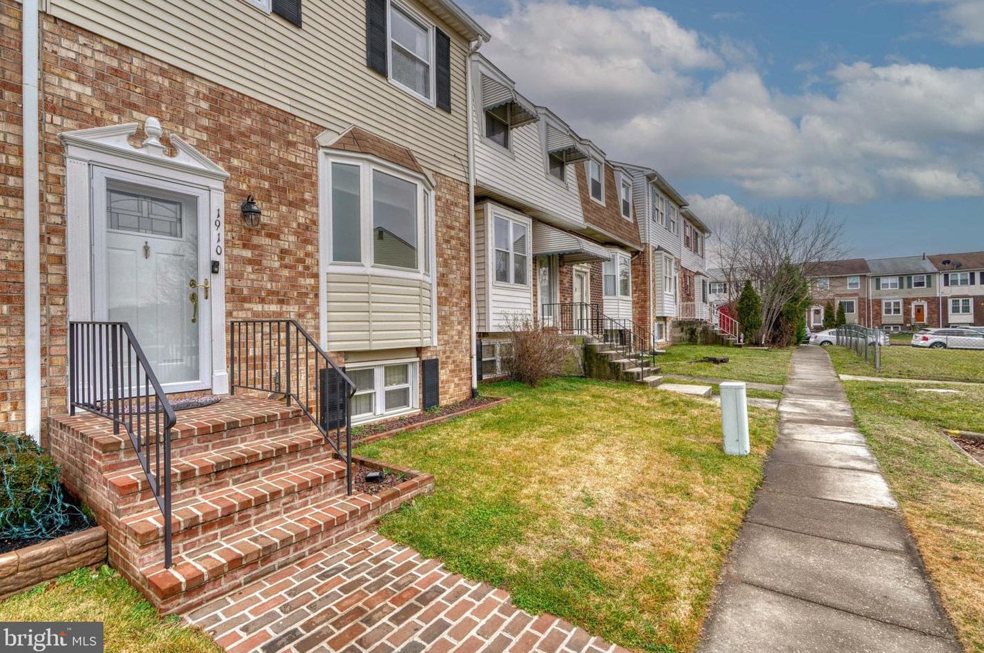 1910 Towson Ave, Baltimore, MD 21222-3048