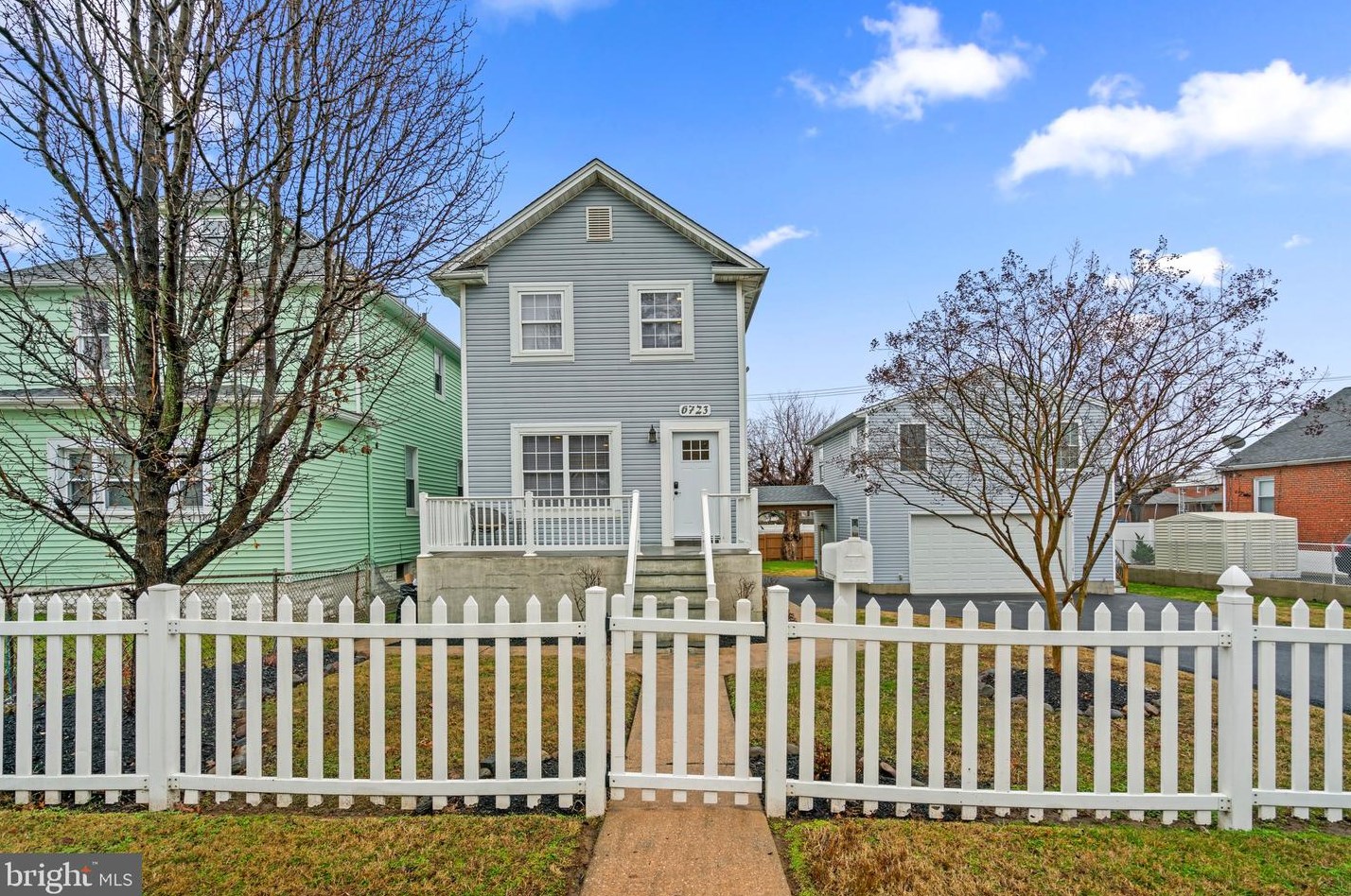 6723 Railway Ave, Baltimore, MD 21222-1052