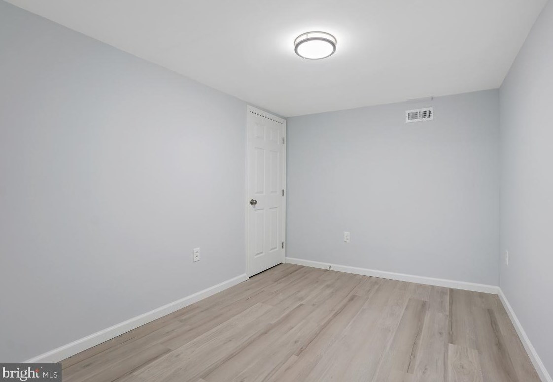 705 Woodsdale Ave, Baltimore MD  21228-2858 exterior