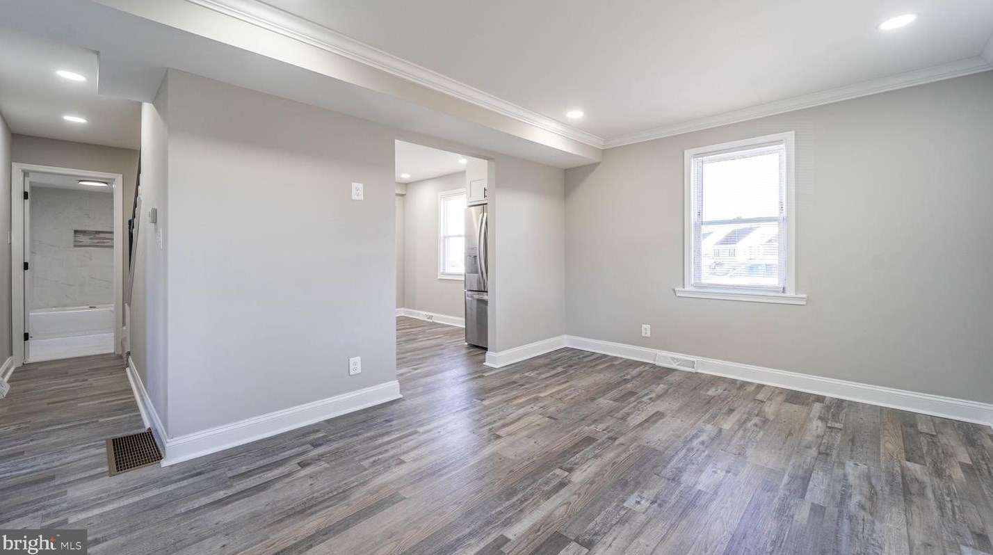 1 Crafton Rd, Baltimore, MD 21221-7012