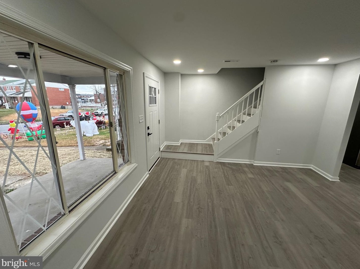7601 Charlesmont Rd, Baltimore MD  21222-2739 exterior