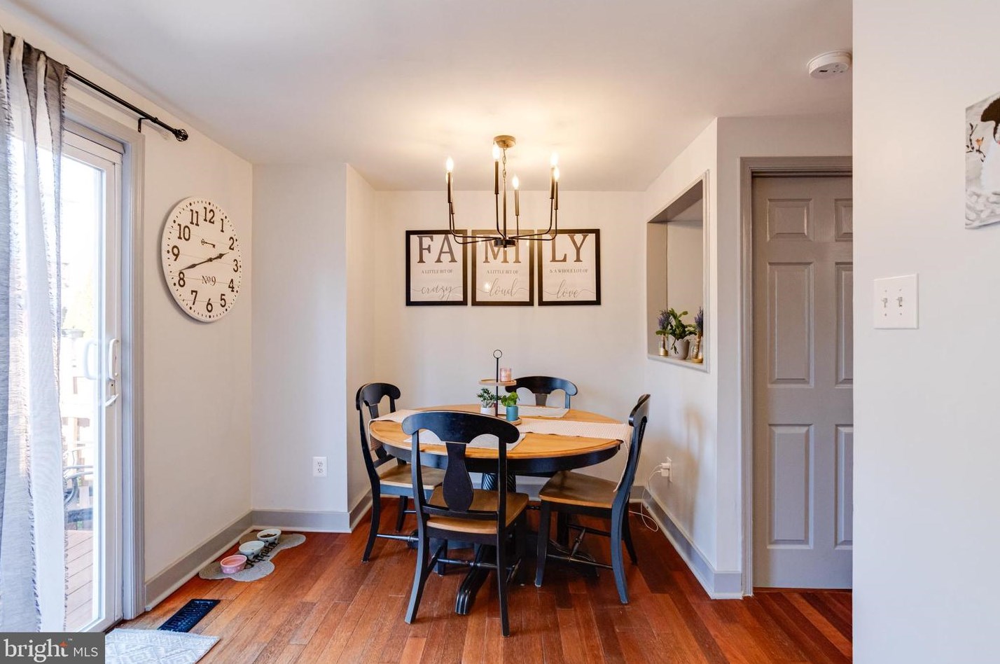 3732 Timahoe Cir, Baltimore MD  21236-2955 exterior