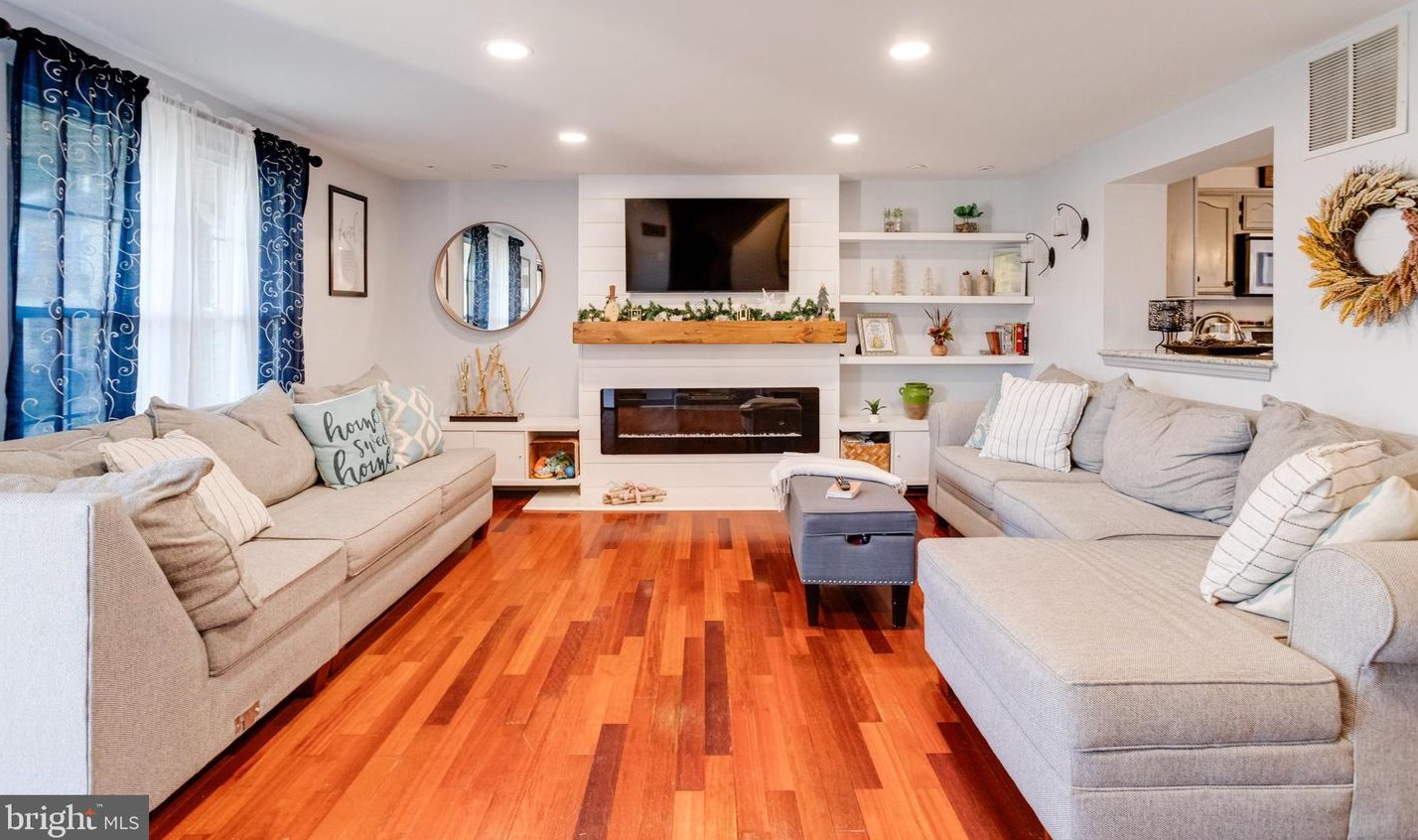 3732 Timahoe Cir, Baltimore MD  21236-2955 exterior