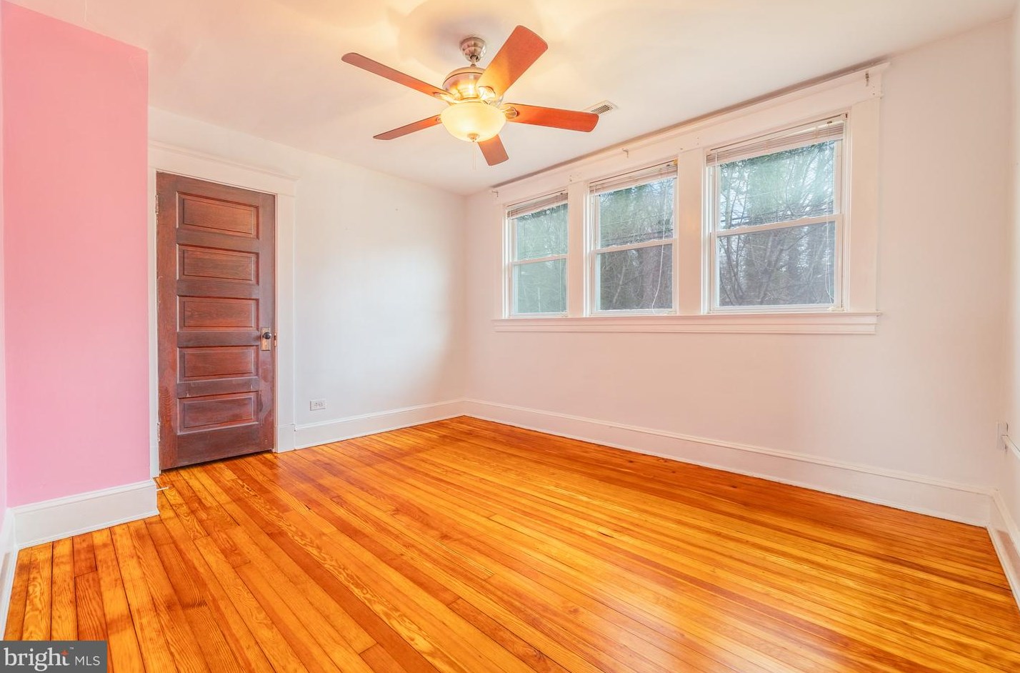 306 Maiden Choice Ln, Baltimore MD  21228-3627 exterior