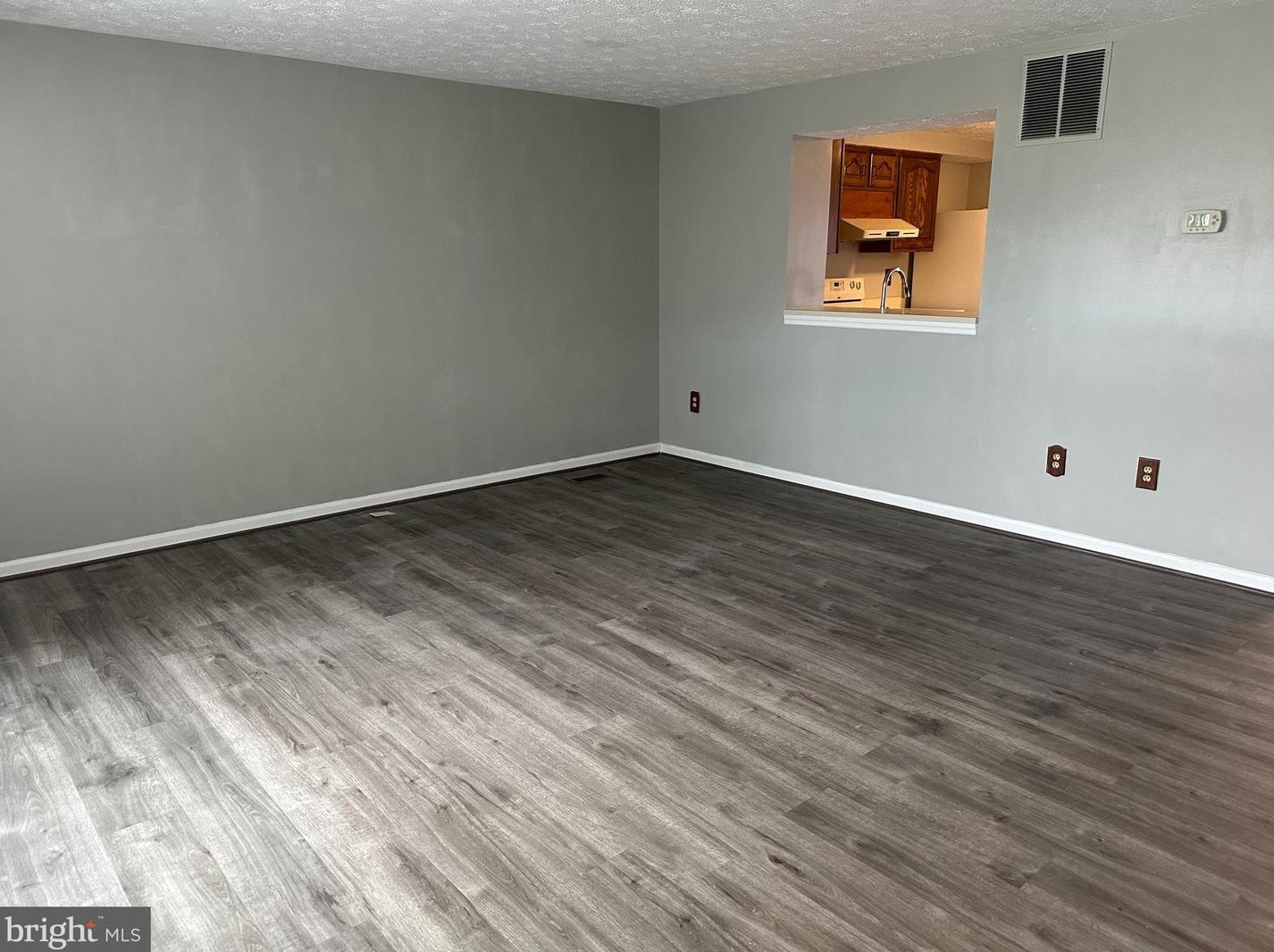 20 Turnmill Ct, Baltimore MD  21236-5554 exterior