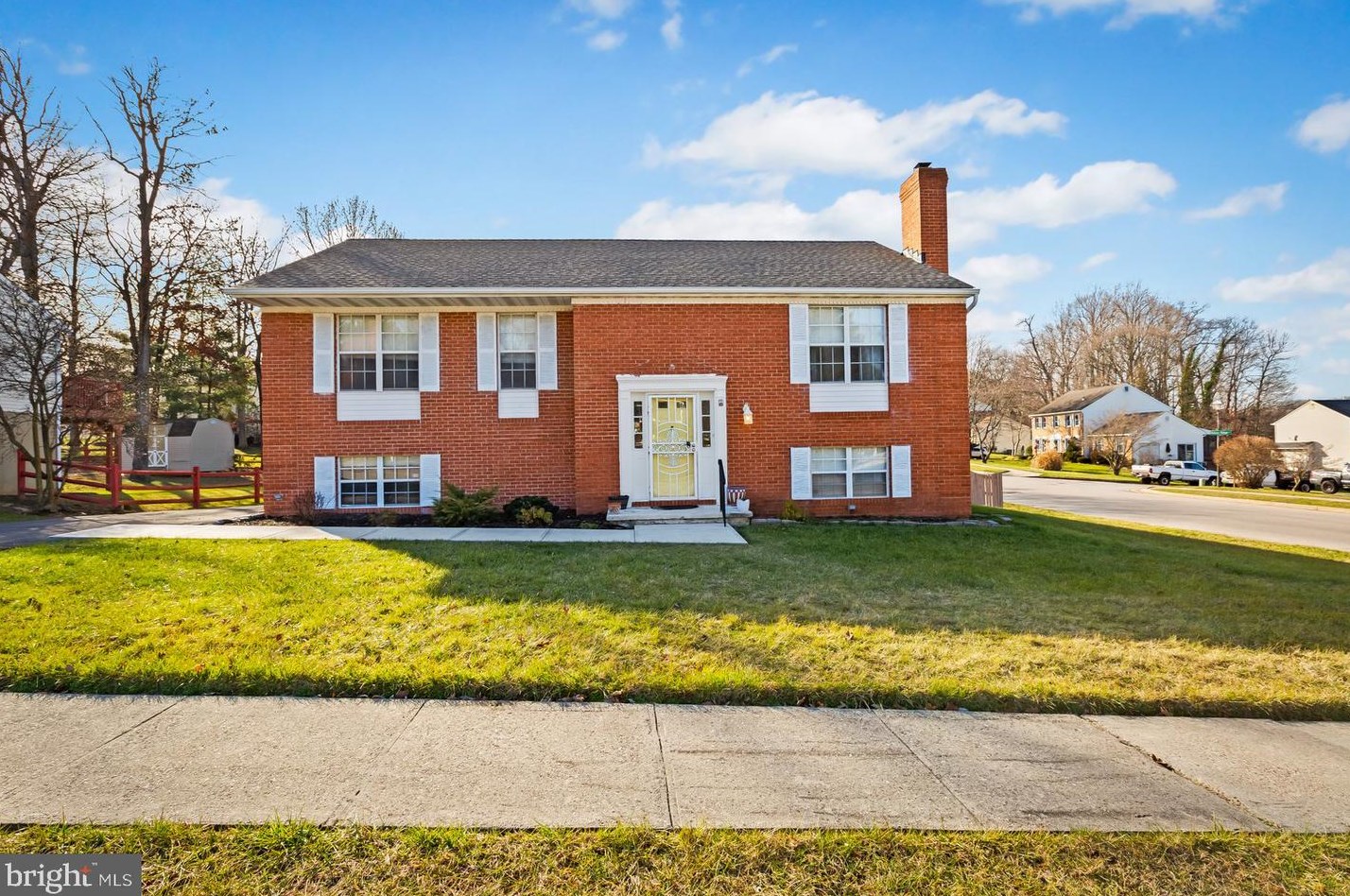 2 Stout Run Ct, Baltimore MD  21228-2437 exterior