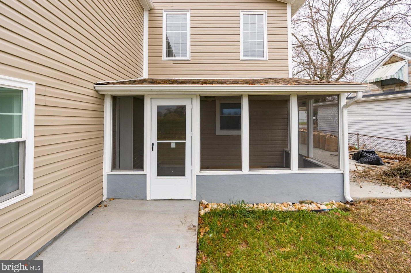 7803 Fairgreen Rd, Baltimore MD  21222-5410 exterior