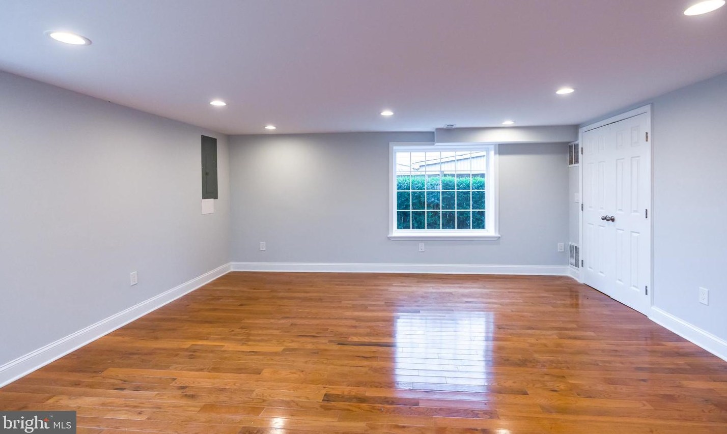 7803 Fairgreen Rd, Baltimore MD  21222-5410 exterior