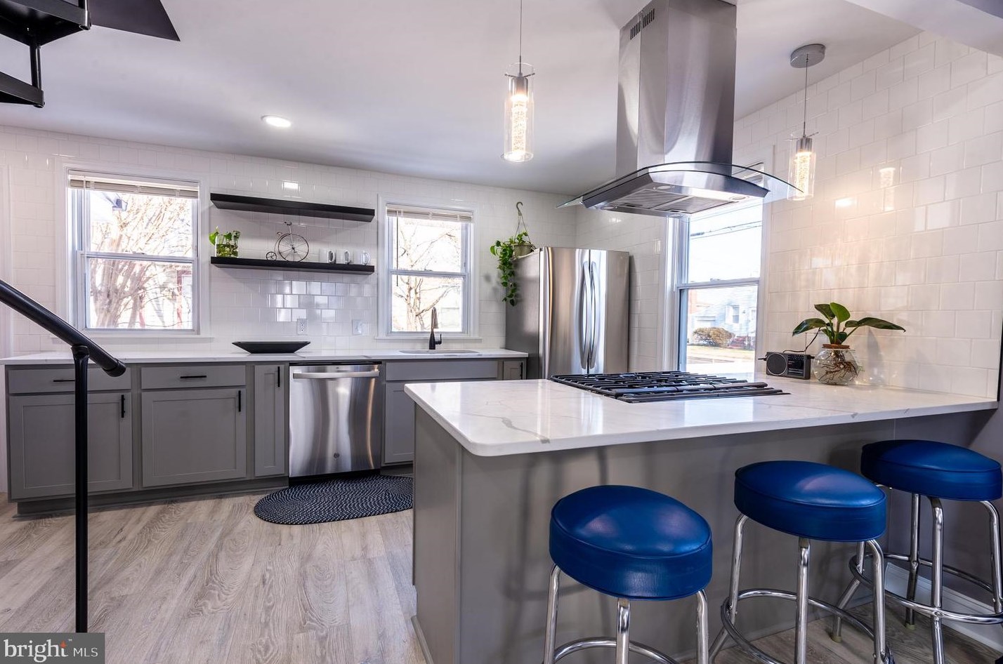 106 Bayside Dr, Baltimore, MD 21222-4914