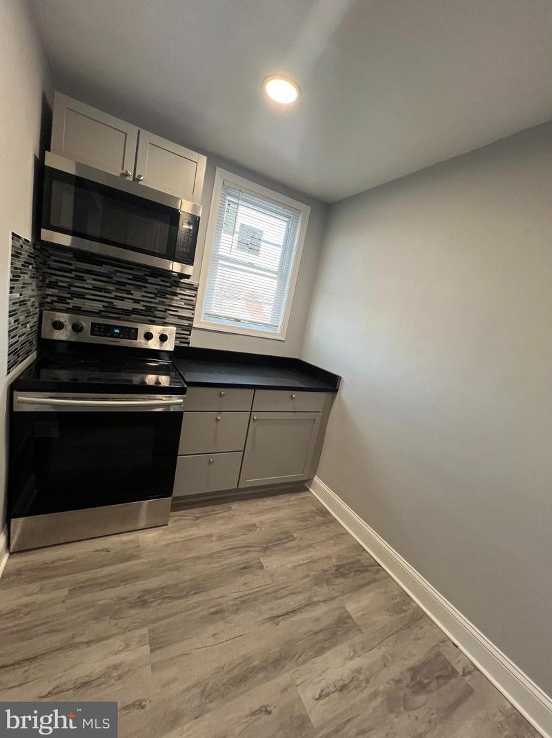 7285 Holabird Ave, Baltimore, MD 21222