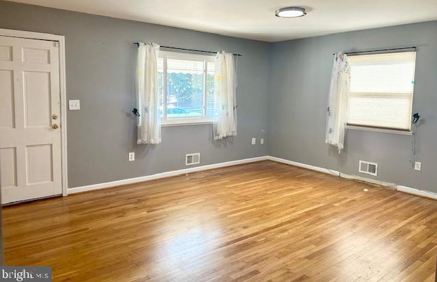 6106 Chesworth Rd, Baltimore MD  21228-2717 exterior