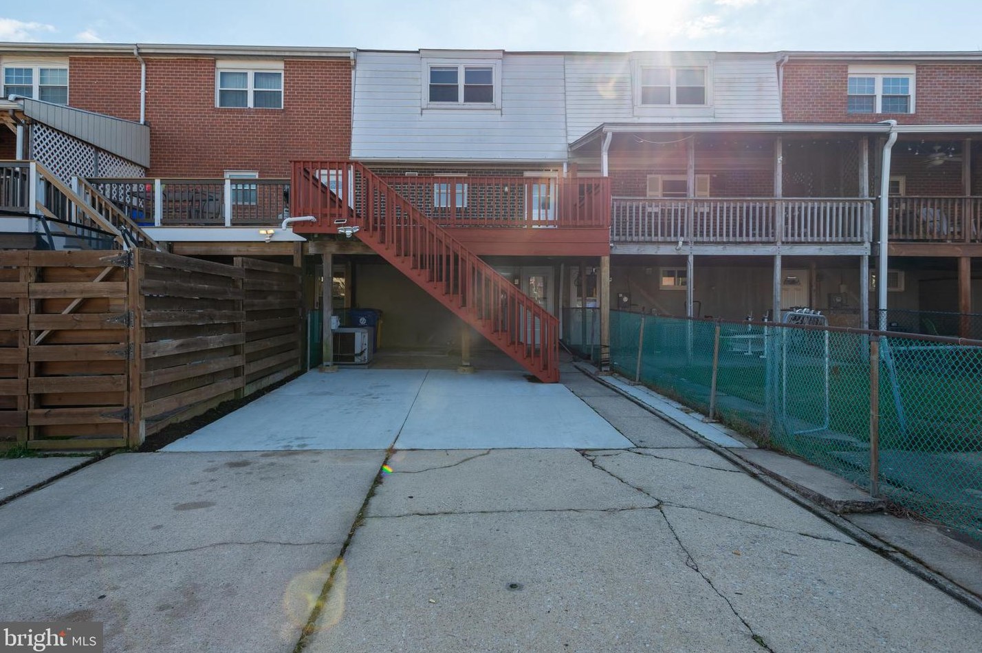 1007 Stormont Cir, Baltimore MD  21227-3818 exterior
