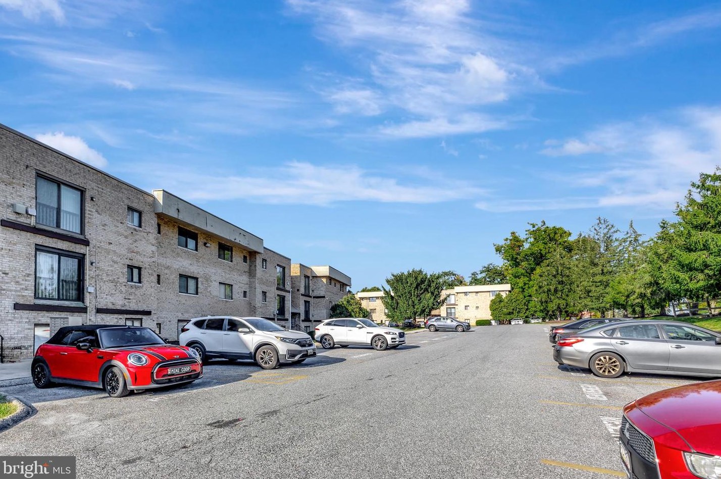 3924 Rolling Ave, Baltimore MD  21208-2063 exterior