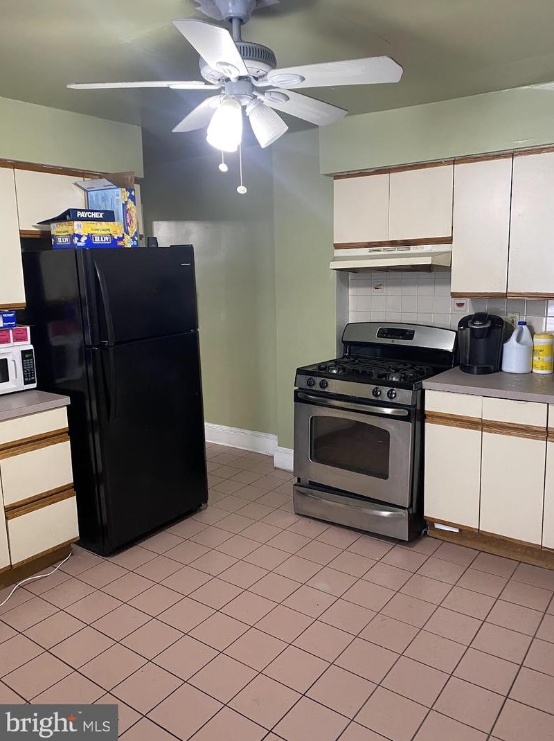 6315 Windsor Mill Rd, Baltimore MD  21207-6051 exterior