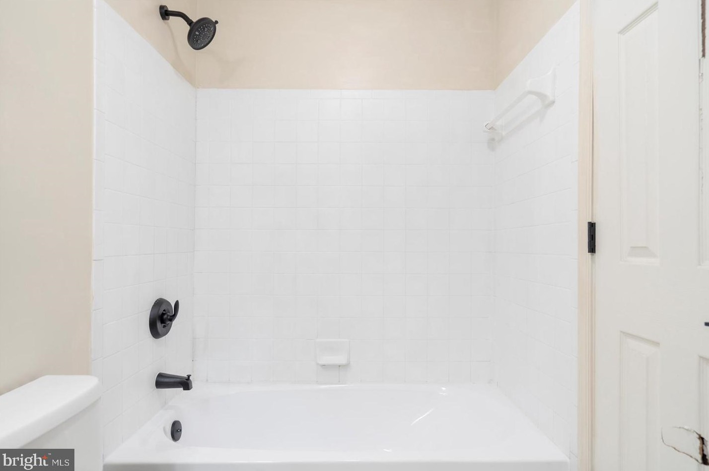 2047 Wisper Woods Way, Baltimore MD  21244-1296 exterior