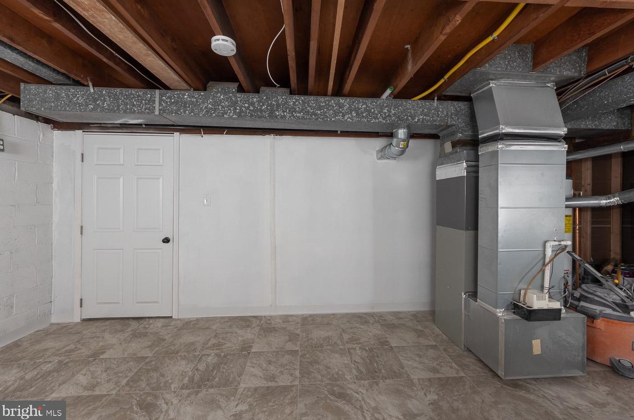 720 Templecliff Rd, Baltimore MD  21208-4627 exterior