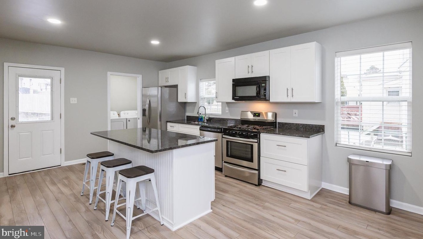 715 Dale Ave, Baltimore MD  21206-1309 exterior