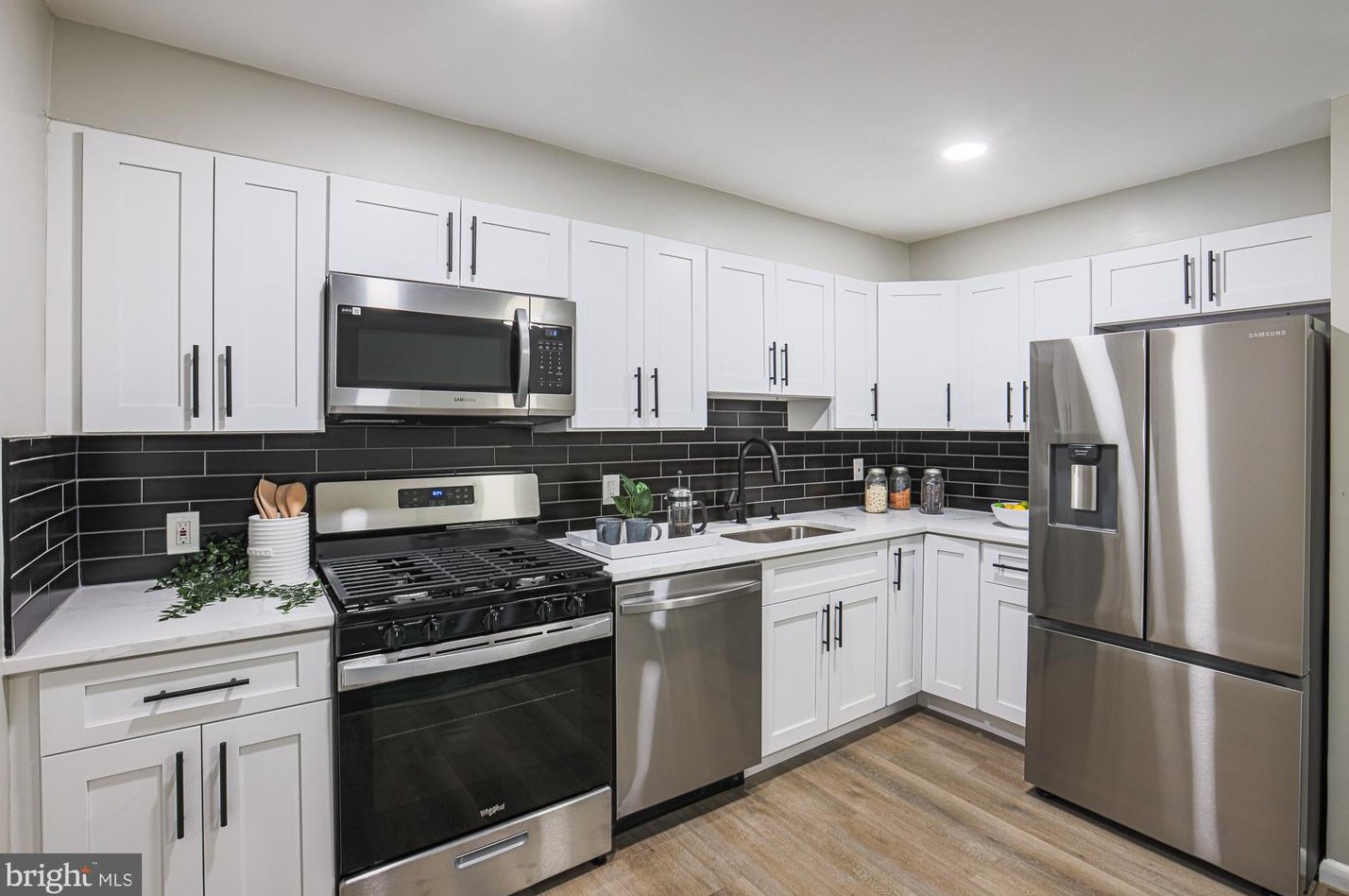 8158 Gray Haven Rd, Baltimore MD  21222-3448 exterior