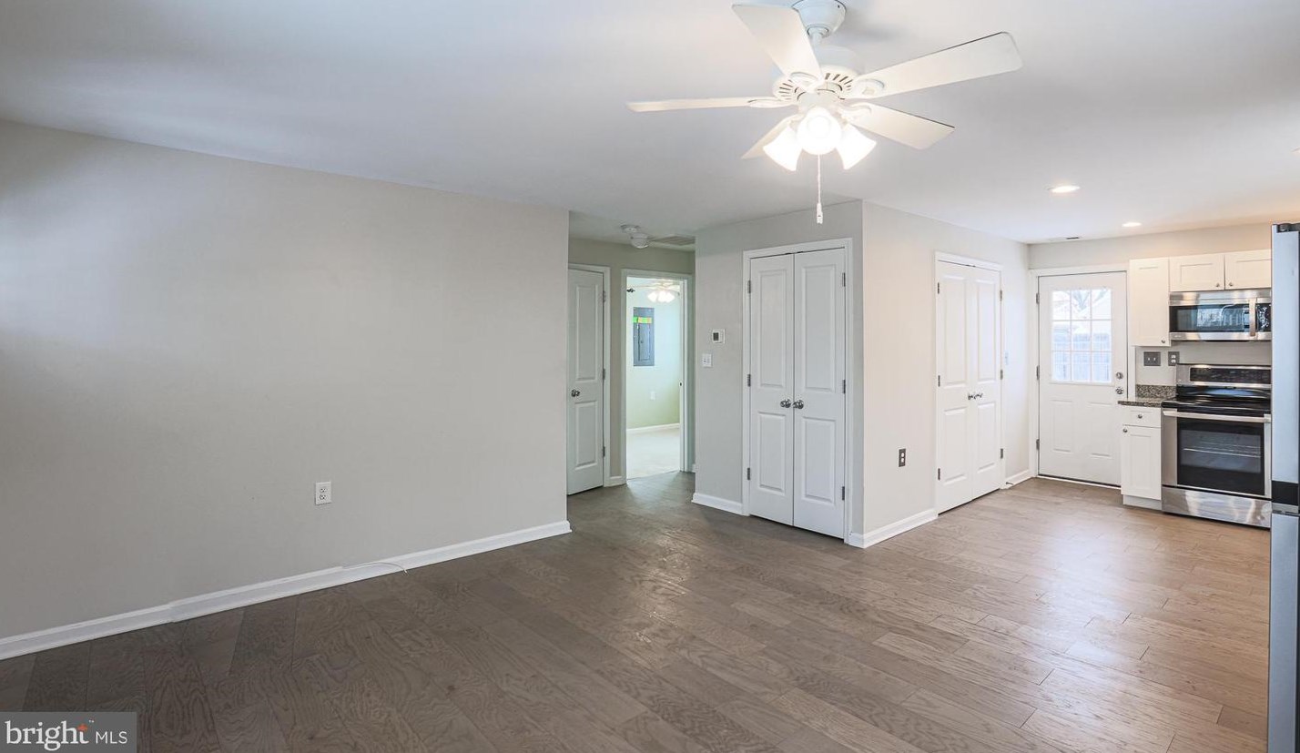 26 Helicopter Dr, Baltimore MD  21220-4520 exterior