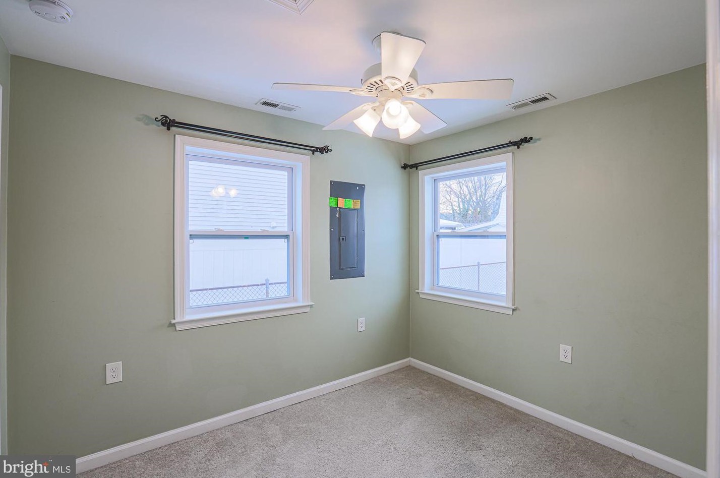 26 Helicopter Dr, Baltimore MD  21220-4520 exterior