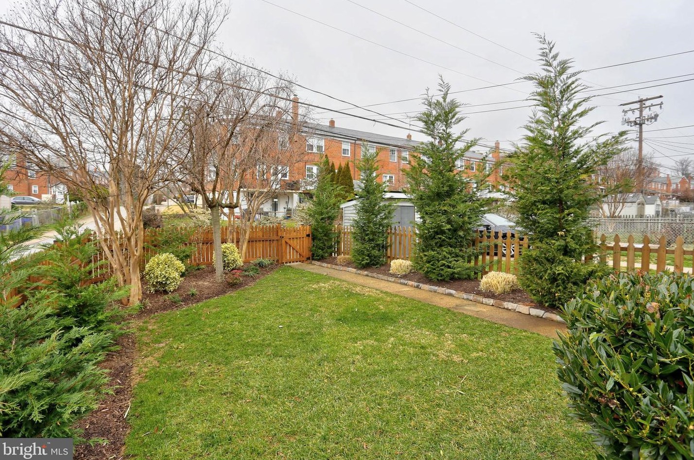 308 Stratford Rd, Baltimore MD  21228-1844 exterior